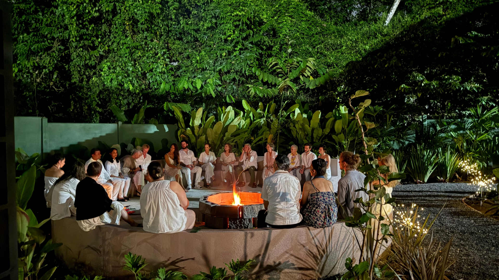 sacred-fire-circle-ceremony-moon-gate-retreat.jpg